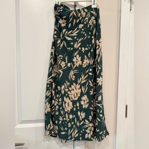 Gilli Floral Maxi Skirt in Green and Cream